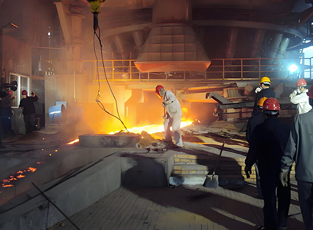 Giải pháp cấp liệu cho tời nâng ô tô đôi trong lò cao dòng RVE32